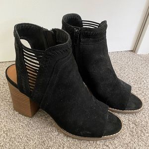 Open toed booties. Universal Thread. Never worn.